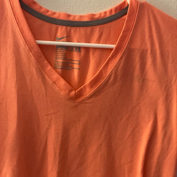 Nike DriFit Tshirt - Picture 3 of 3